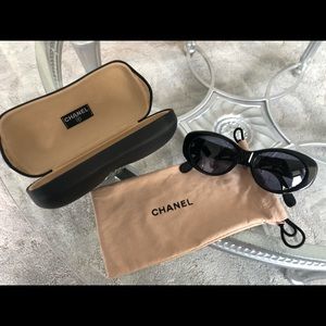CHANEL Sunglasses